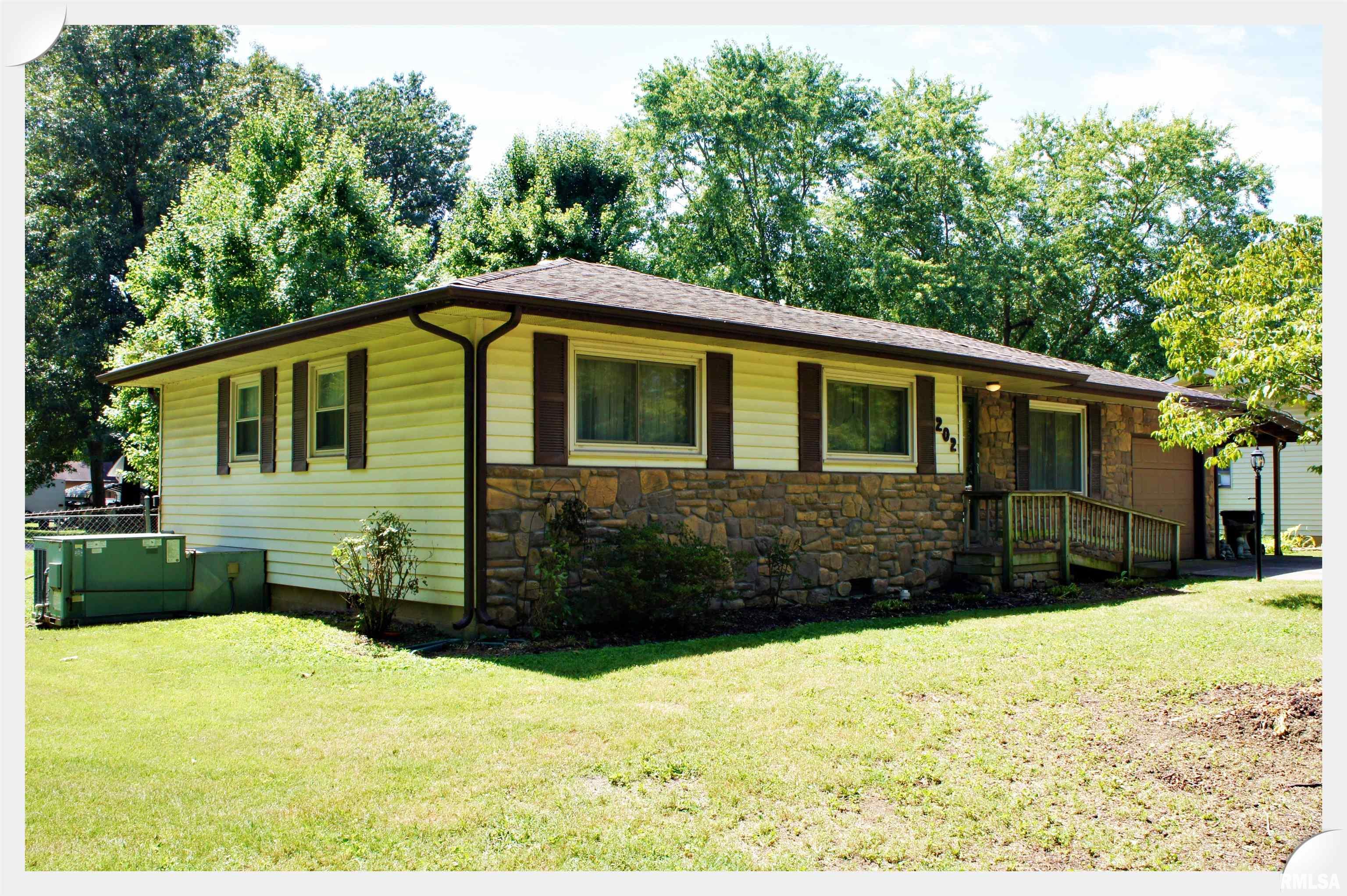 202 East 19th Street, Metropolis, IL 62960 Compass