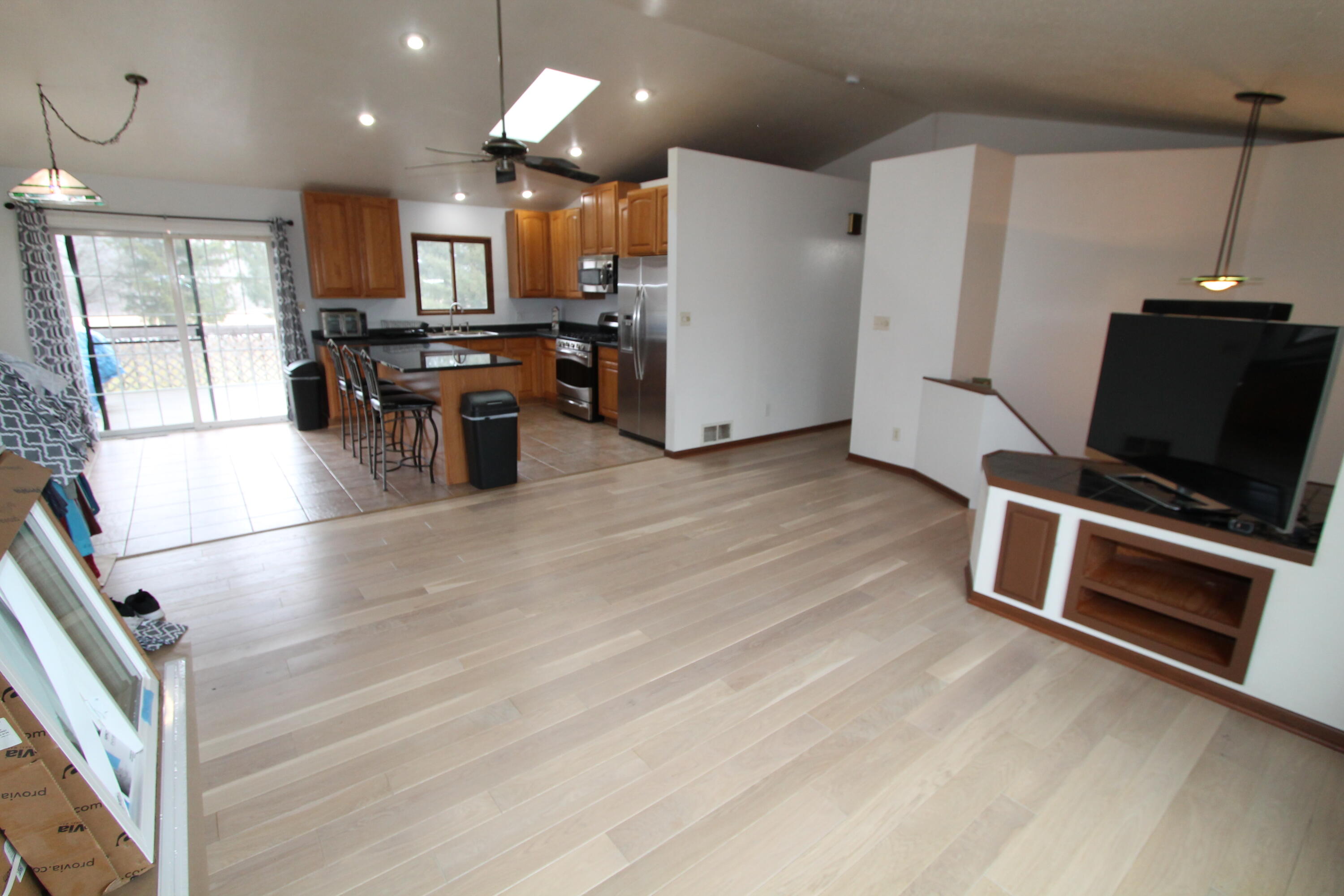 W5180 Jason Road La Grange, WI 53121 - Photo 2 of 27 Great Room