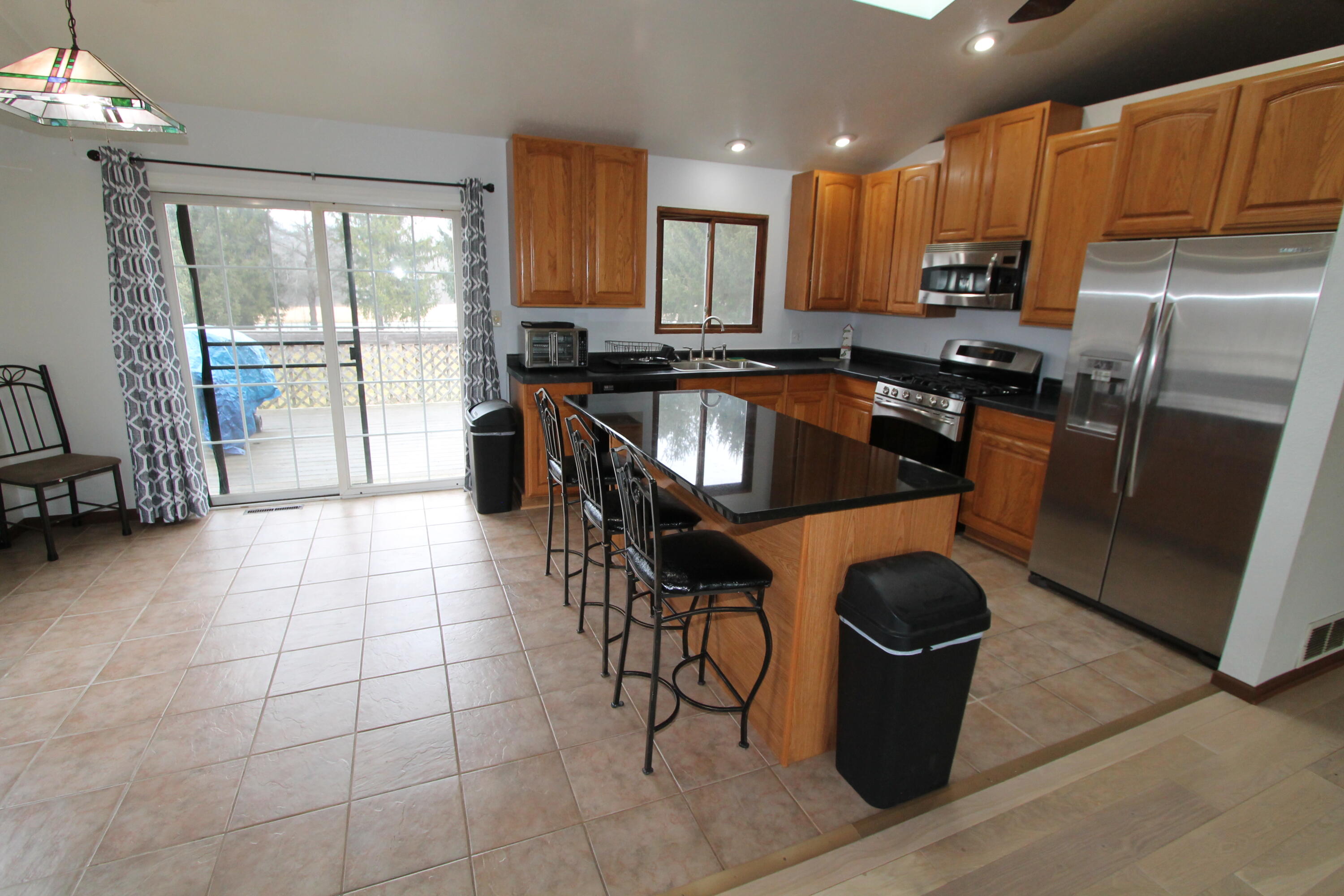 W5180 Jason Road La Grange, WI 53121 - Photo 5 of 27 kitchen