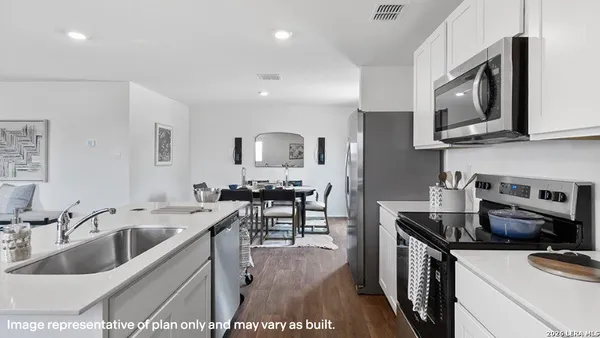 $273,050 | 16060 Mahogany Way, Elmendorf, TX 78112