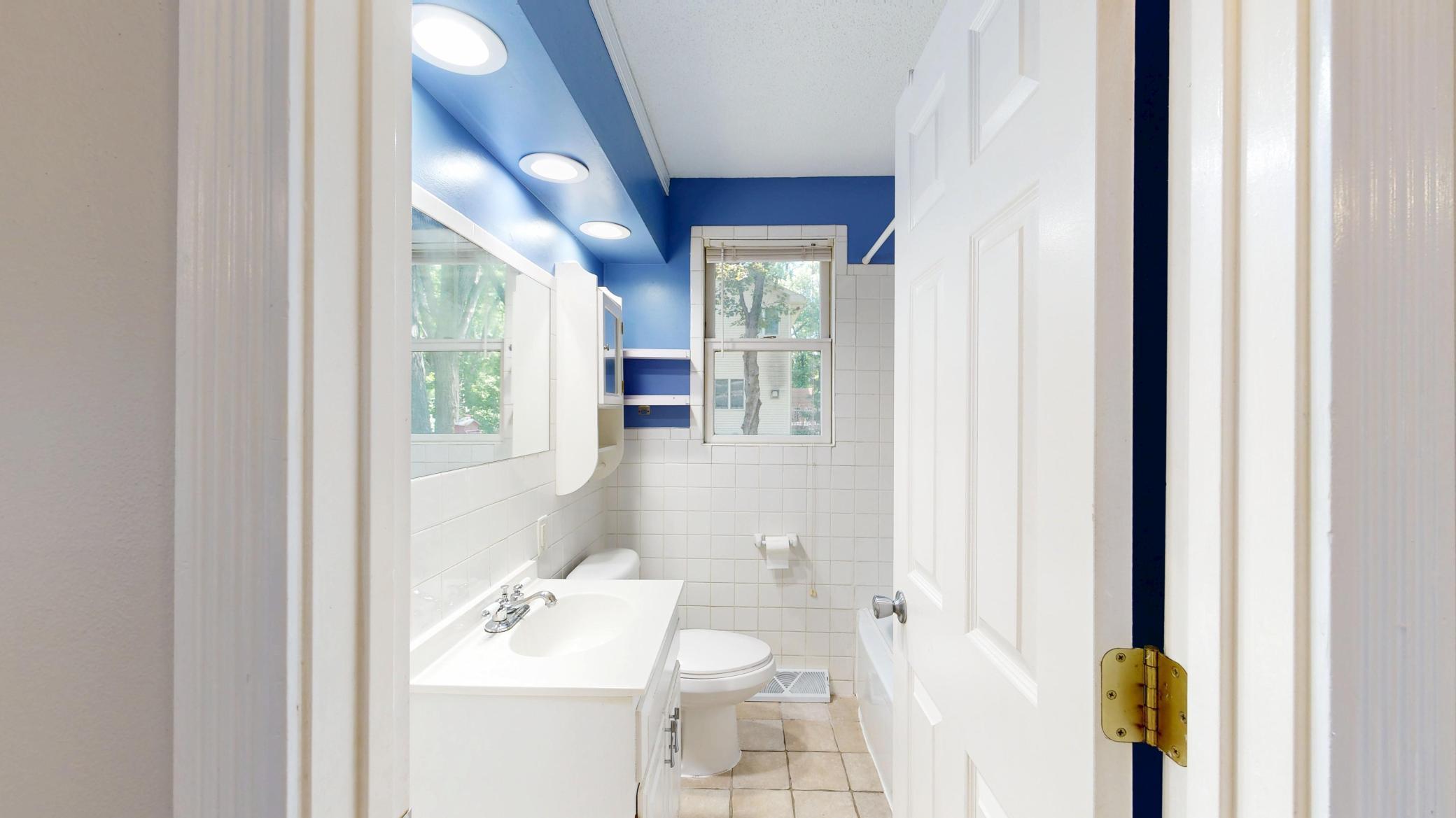 3003 Greenbrier Street Little Canada, MN 55117 - Photo 8 of 23