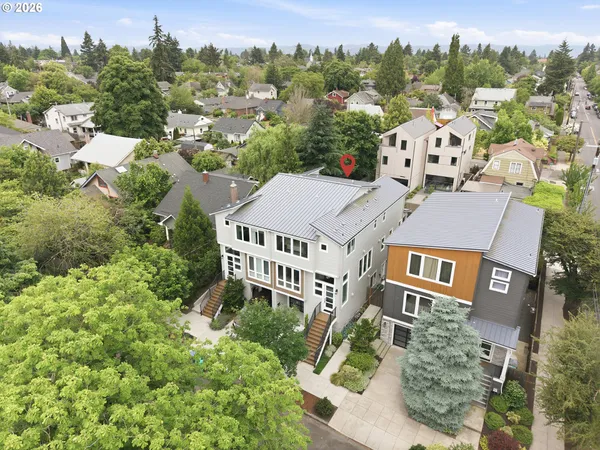 $775,000 | 5425 Northeast 32nd Place, Portland, OR 97211