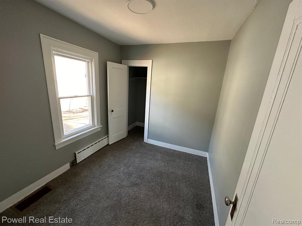 400 Broadway Street Pontiac, MI 48342 - Photo 15 of 24