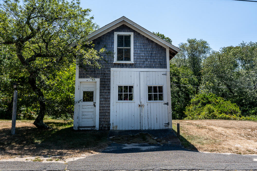 46 South Pamet Road Truro, MA 02666 - Photo 59 of 68 a front view of a house with a yard