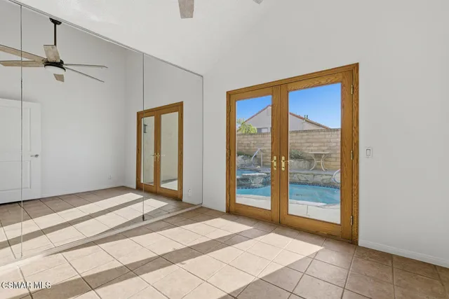 a view of an empty room and window