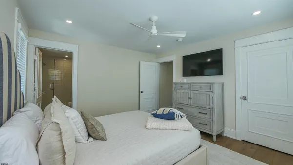 $4,950,000 | 110 South Swarthmore Avenue, Ventnor City, NJ 08406