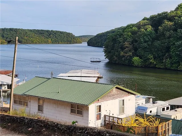 $40,000 | Hiawatha Drive, Stover, MO 65078