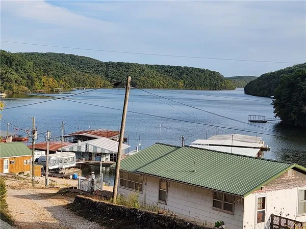 $40,000 | Hiawatha Drive, Stover, MO 65078