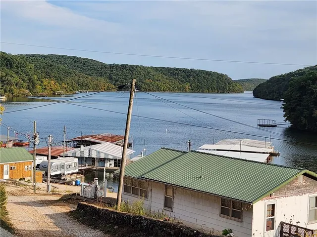 $40,000 | Hiawatha Drive, Stover, MO 65078