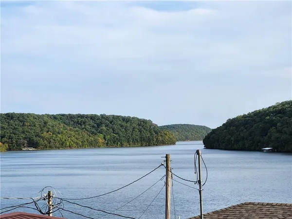 $40,000 | Hiawatha Drive, Stover, MO 65078