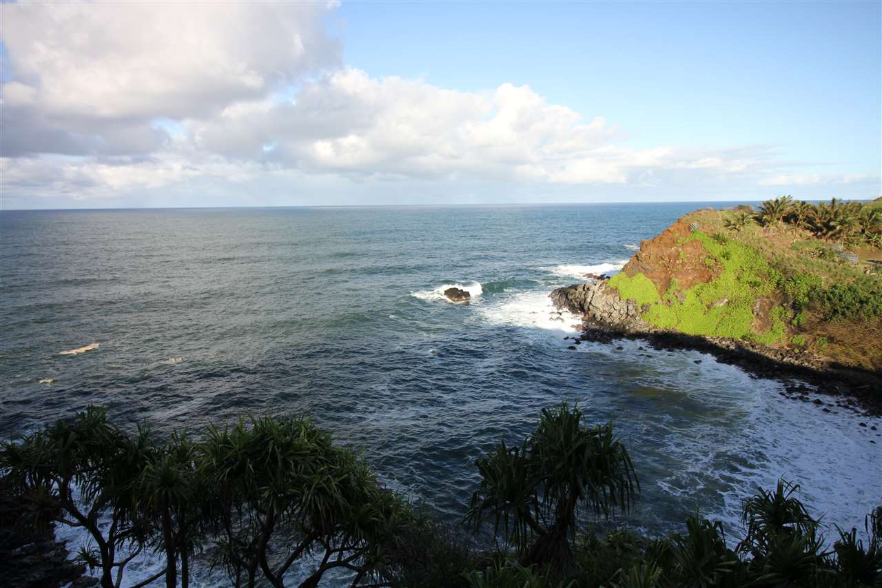 434 Hoolawa Road Haiku, HI 96708 - Photo 12 of 22 a view of a lake with beach and city space