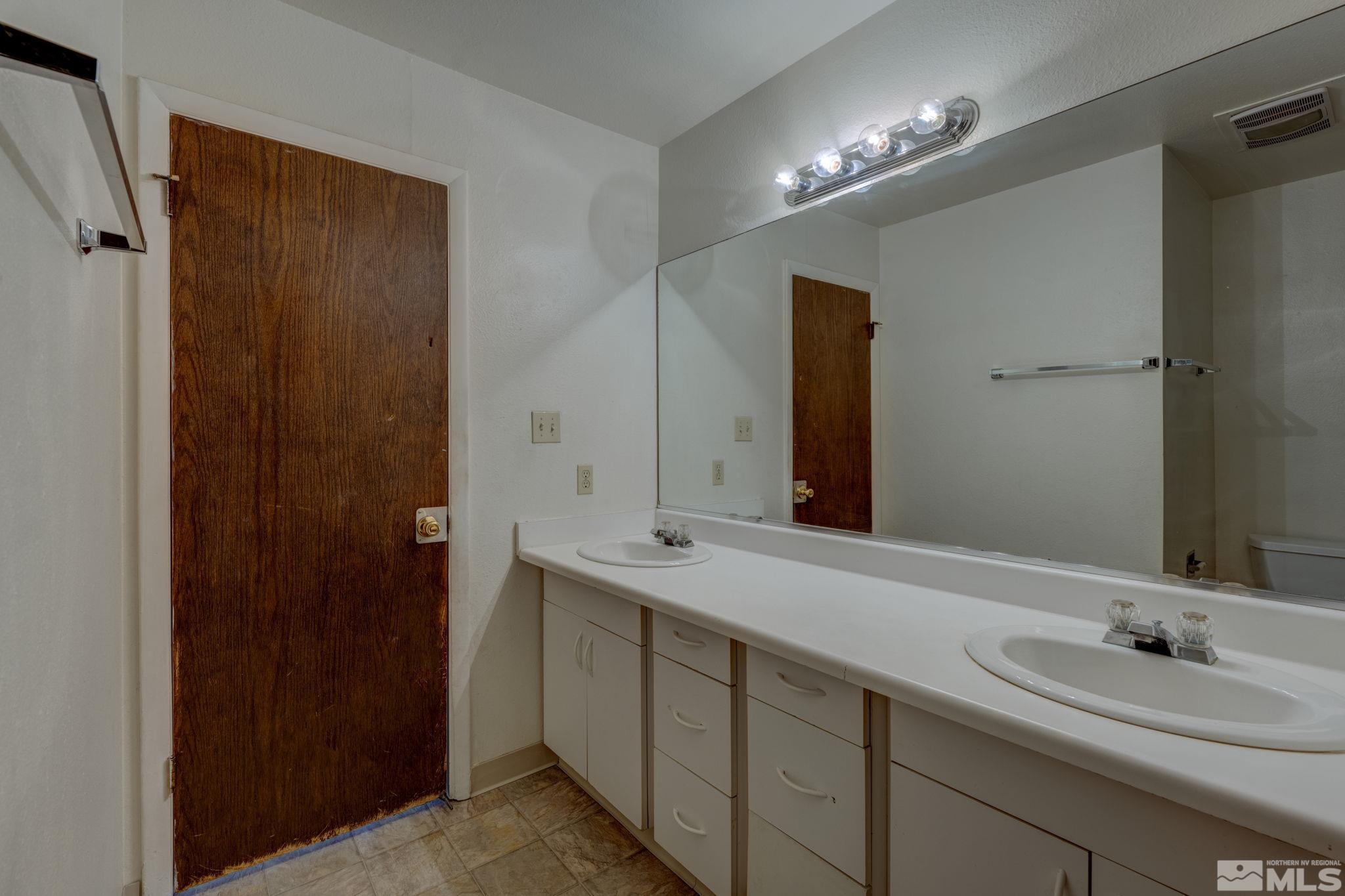 627 Smithridge Drive Reno, NV 89502 - Photo 19 of 31 Photo 19