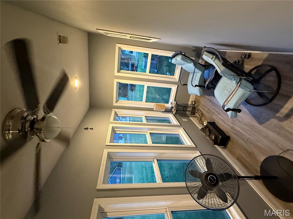 402 Garner Street Sikeston, MO 63801 - Photo 7 of 12