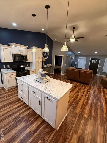 $264,900 | 402 Garner Street, Sikeston, MO 63801