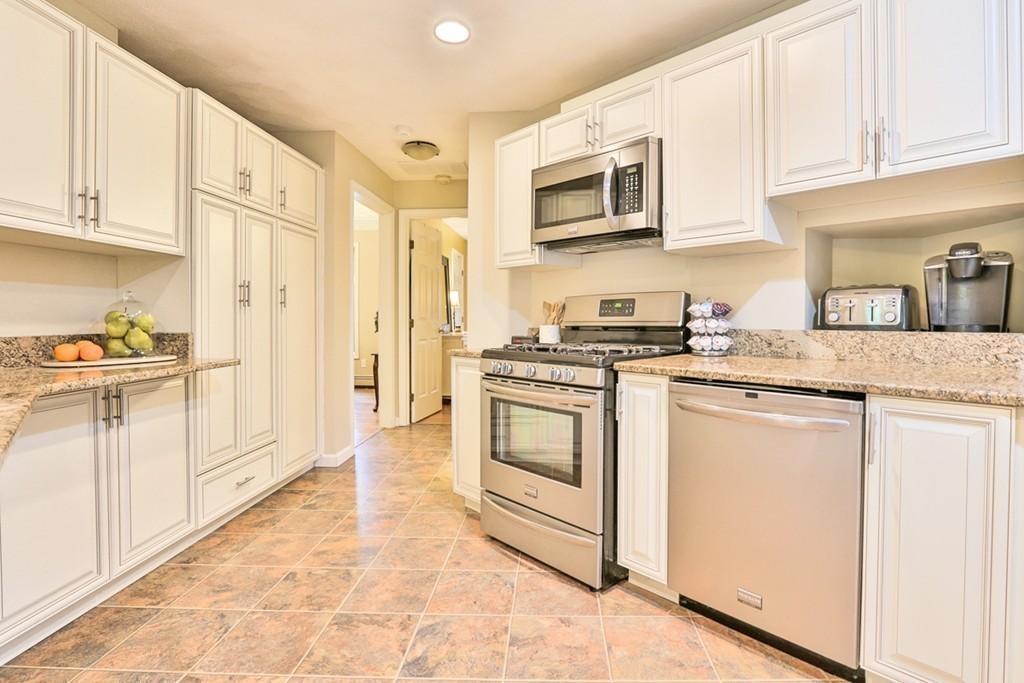 51 Southwick Road North Reading, MA 01864 - Photo 11 of 30 Gallery Image 11