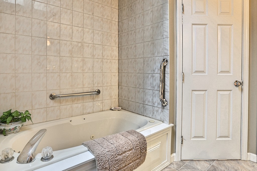 51 Southwick Road North Reading, MA 01864 - Photo 26 of 30 Gallery Image 26