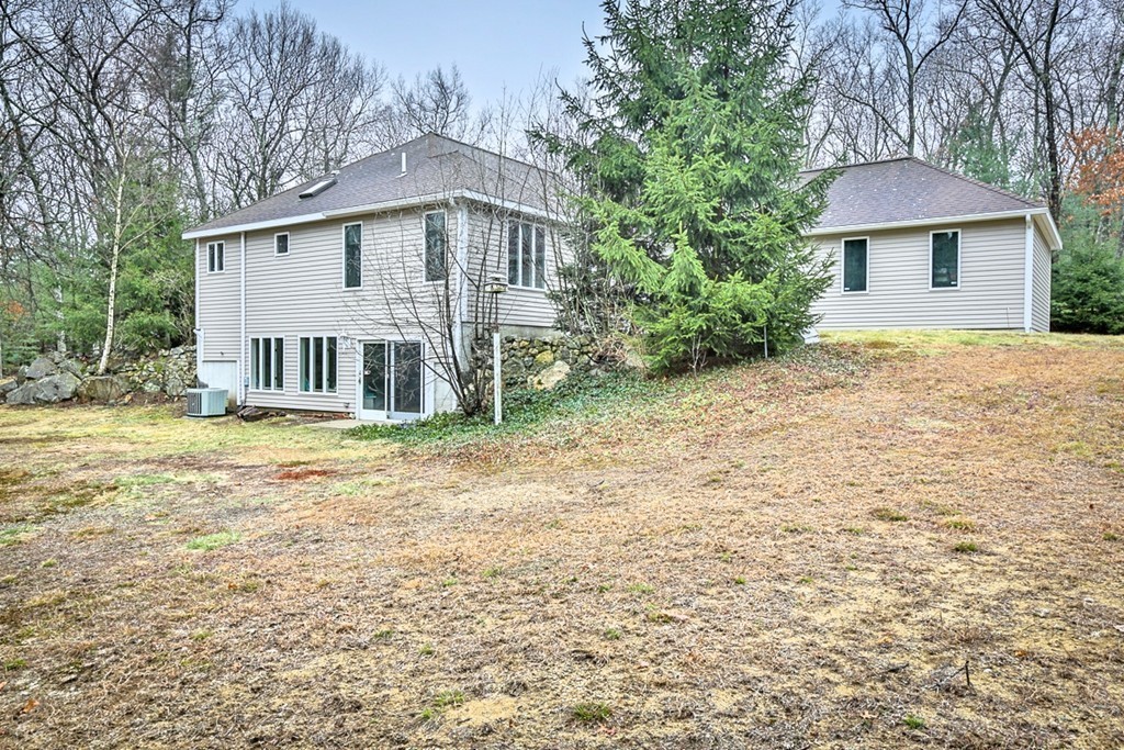 51 Southwick Road North Reading, MA 01864 - Photo 28 of 30 Gallery Image 28