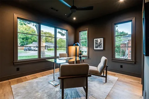 $1,850,000 | 3935 Hawick Lane, Dallas, TX 75220