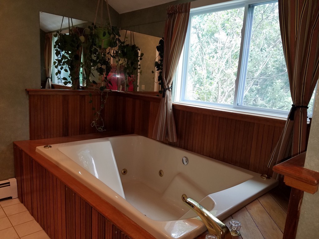 8 Locust Street Middleton, MA 01949 - Photo 14 of 30 Gallery Image 14