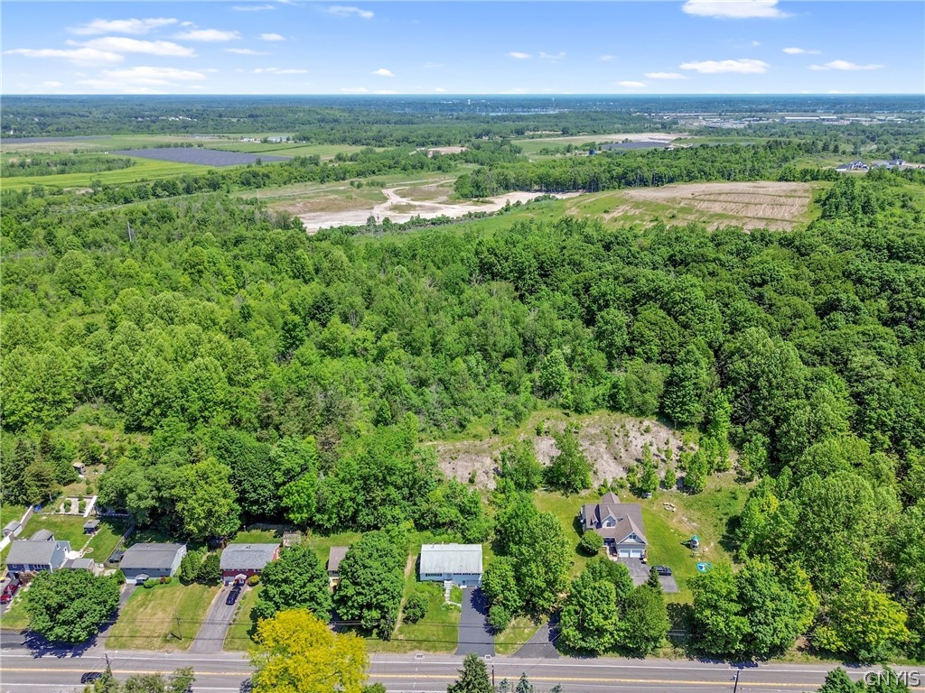 3659 Warners Road Camillus, NY 13209 - Photo 29 of 35