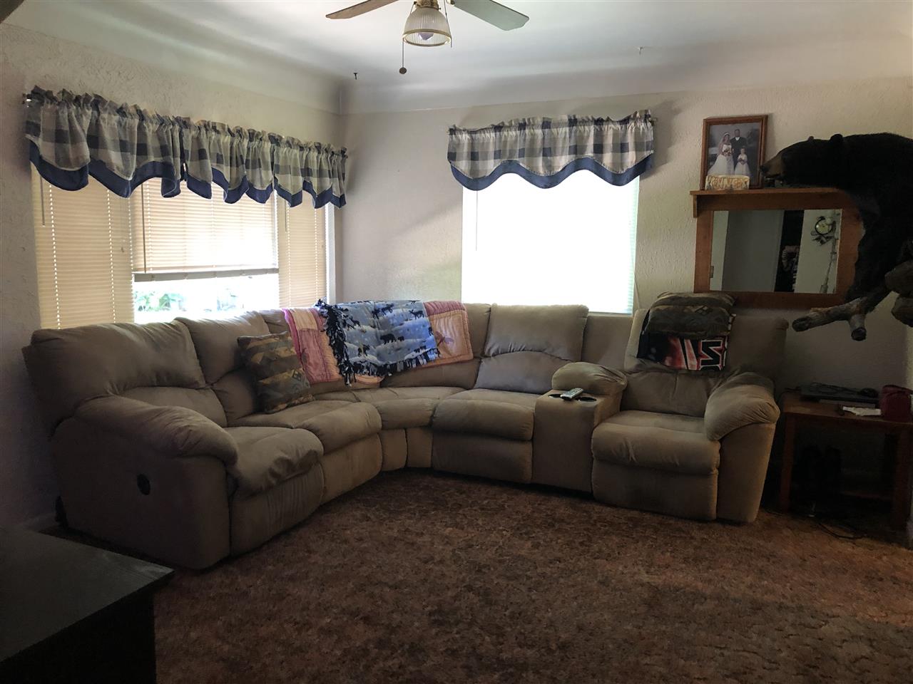4664 North Huron Road Pinconning, MI 48650 - Photo 2 of 17