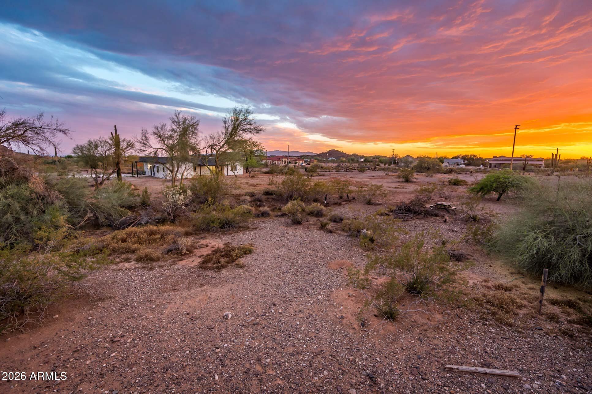 15670 West Skinner Road Surprise, AZ 85387 - Photo 39 of 48