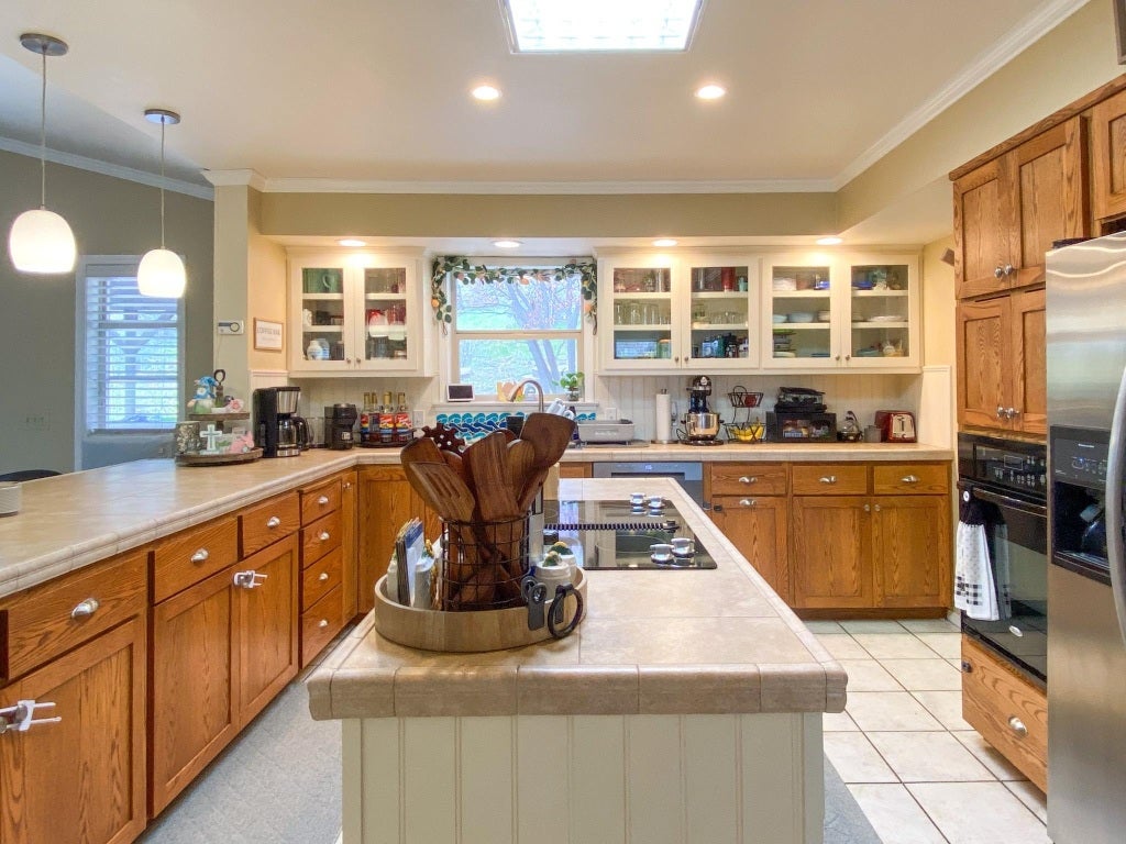 9701 Cram Gulch Road Yreka, CA 96097 - Photo 10 of 44 Gallery Image 10