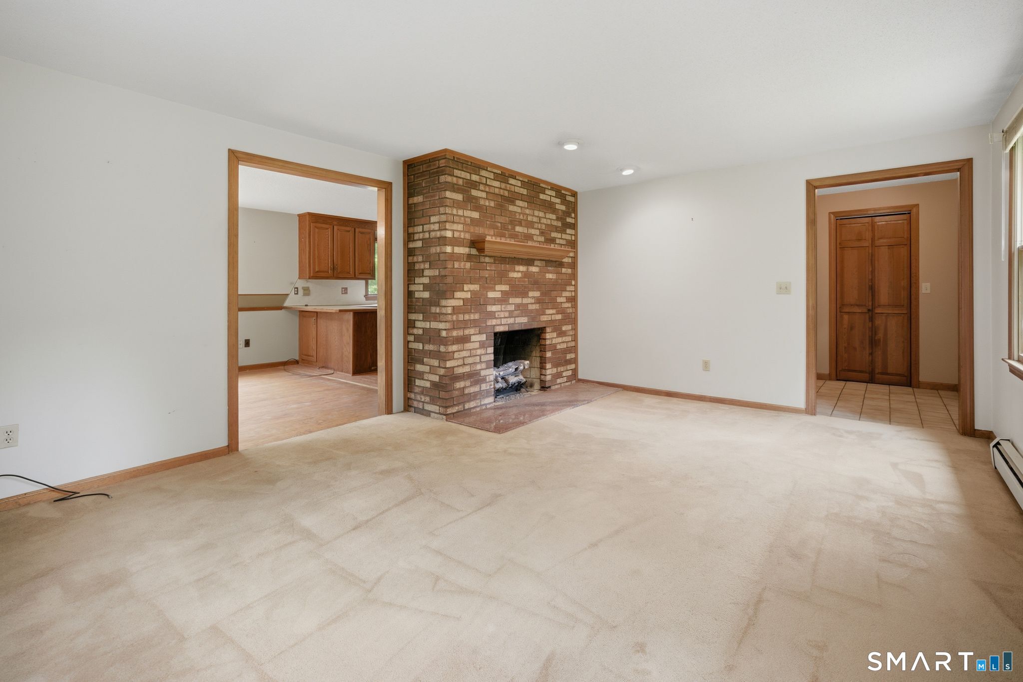141 Hebron Road Bolton, CT 06043 - Photo 13 of 34 Living room