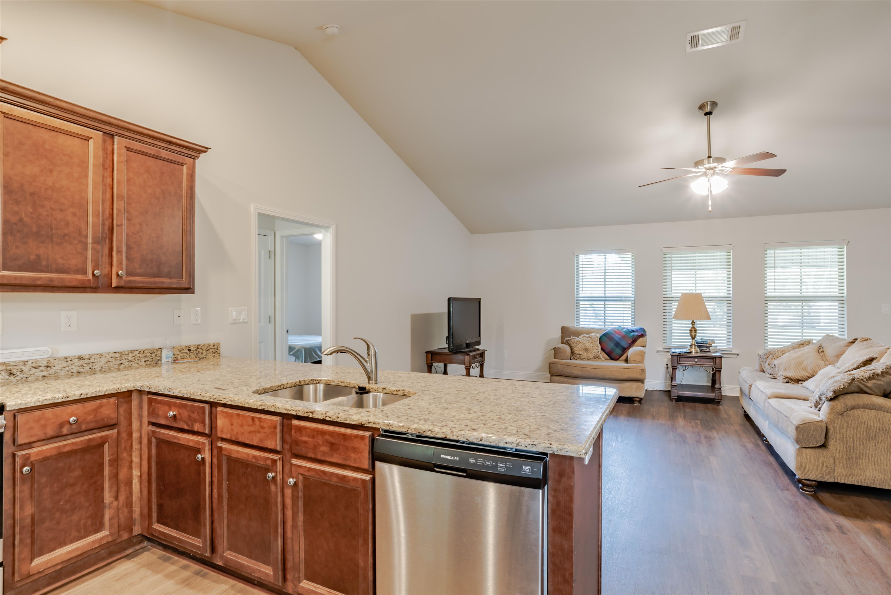13168 Vincent Court Foley, AL 36535 - Photo 14 of 33