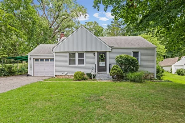 $250,000 | 5525 Hadley Street, Merriam, KS 66202