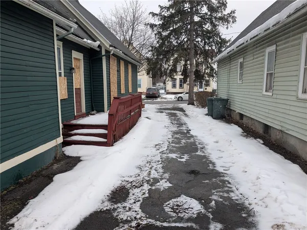 $15,000 | 23 7th Street, Rochester, NY 14609