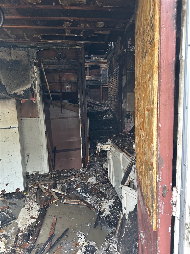 23 7th Street Rochester, NY 14609 - Photo 3 of 30