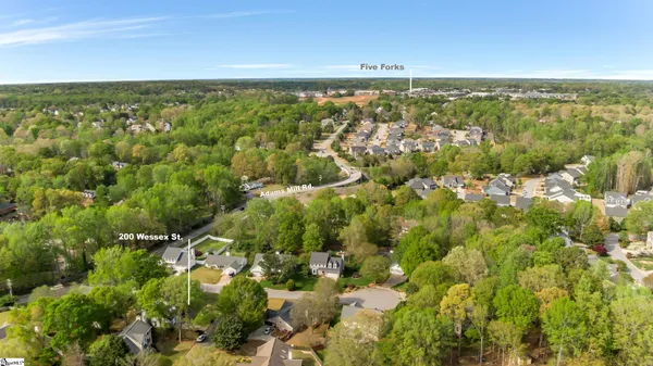 $350,000 | 200 Wessex Street, Simpsonville, SC 29681