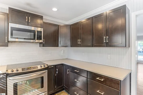 $350,000 | 200 Wessex Street, Simpsonville, SC 29681