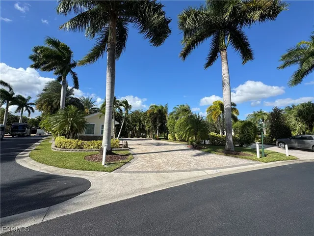 a view of house and outdoor space