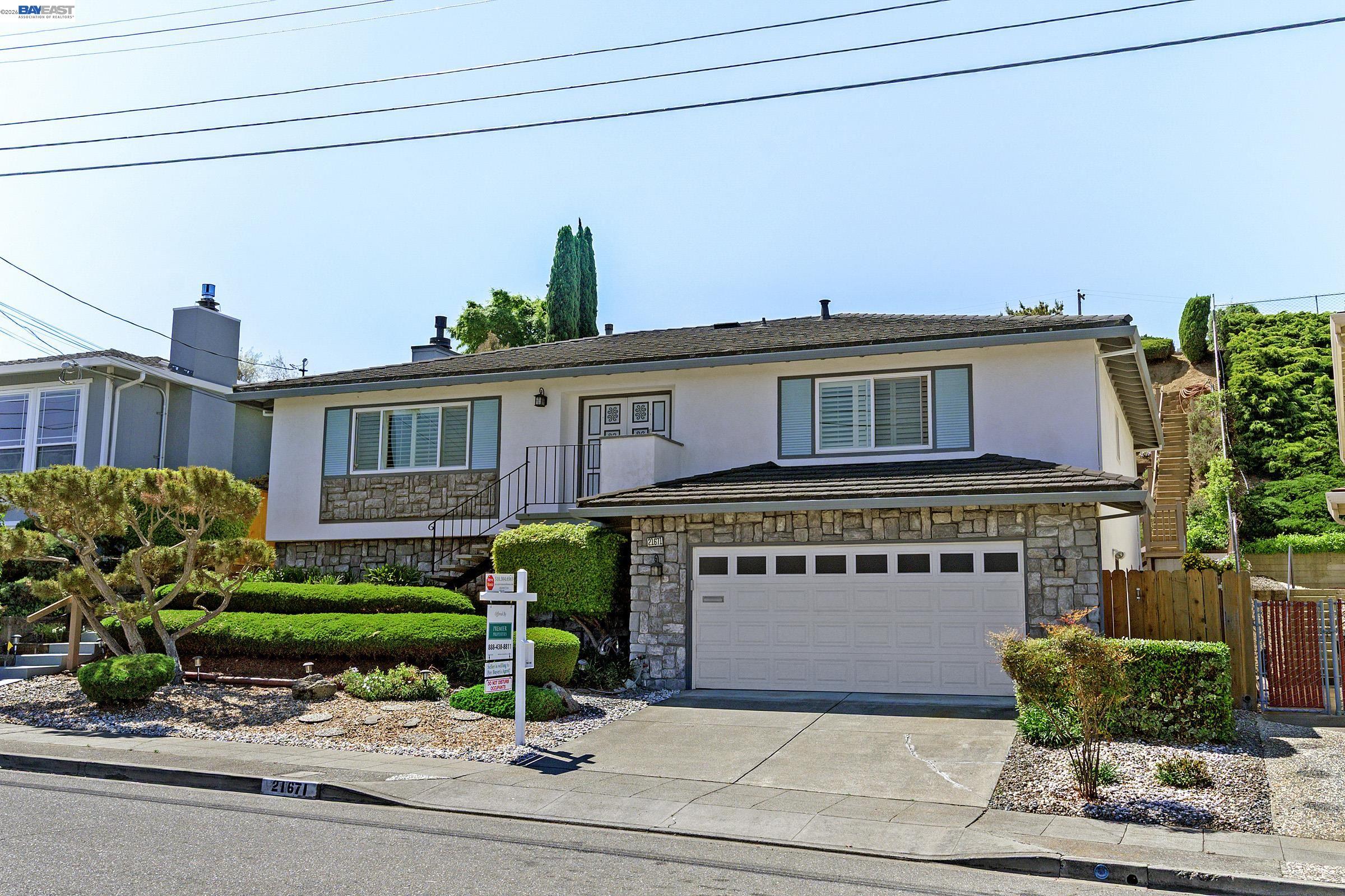 21671 ShadySpring Road Castro Valley, CA 94546 - Photo 3 of 13