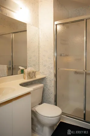 $557,500 | 77 Linda Lane, Edison, NJ 08820