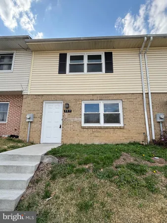 $1,700 | 109 Ash Hollow Drive, Winchester, VA 22602