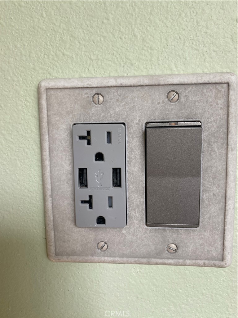 631 Benson Way, Unit A Thousand Oaks, CA 91360 - Photo 6 of 30 USB Charging throughout