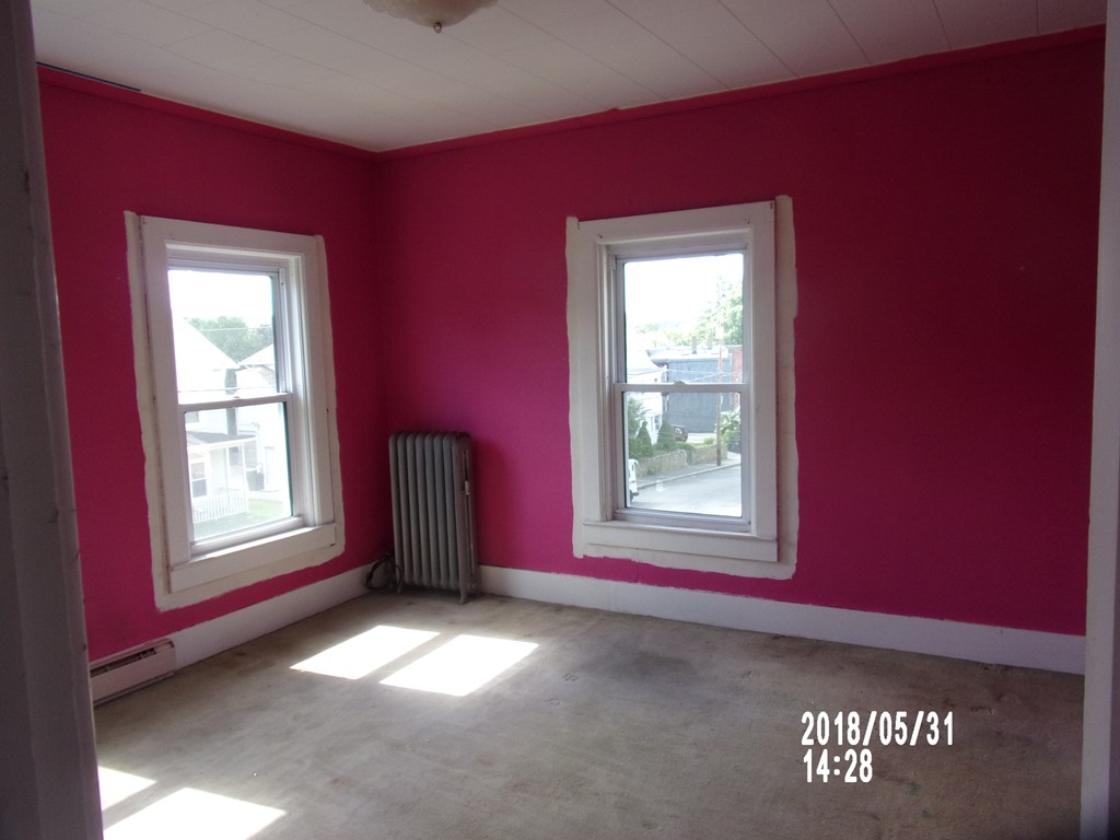 11 Whitcomb Street Webster, MA 01570 - Photo 15 of 18 Gallery Image 15