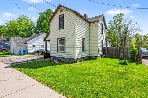 $214,999 | 59 South Jefferson Street, Coldwater, MI 49036