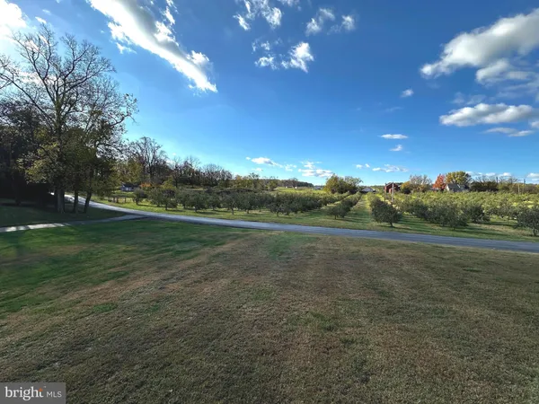 $745,000 | 25 Mish Road, Bunker Hill, WV 25413