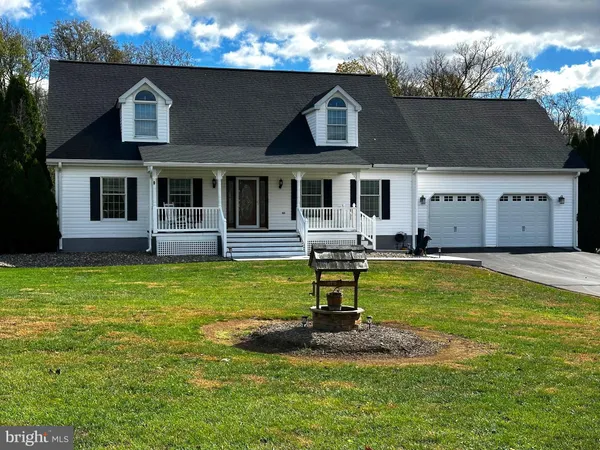 $739,900 | 25 Mish Road, Bunker Hill, WV 25413