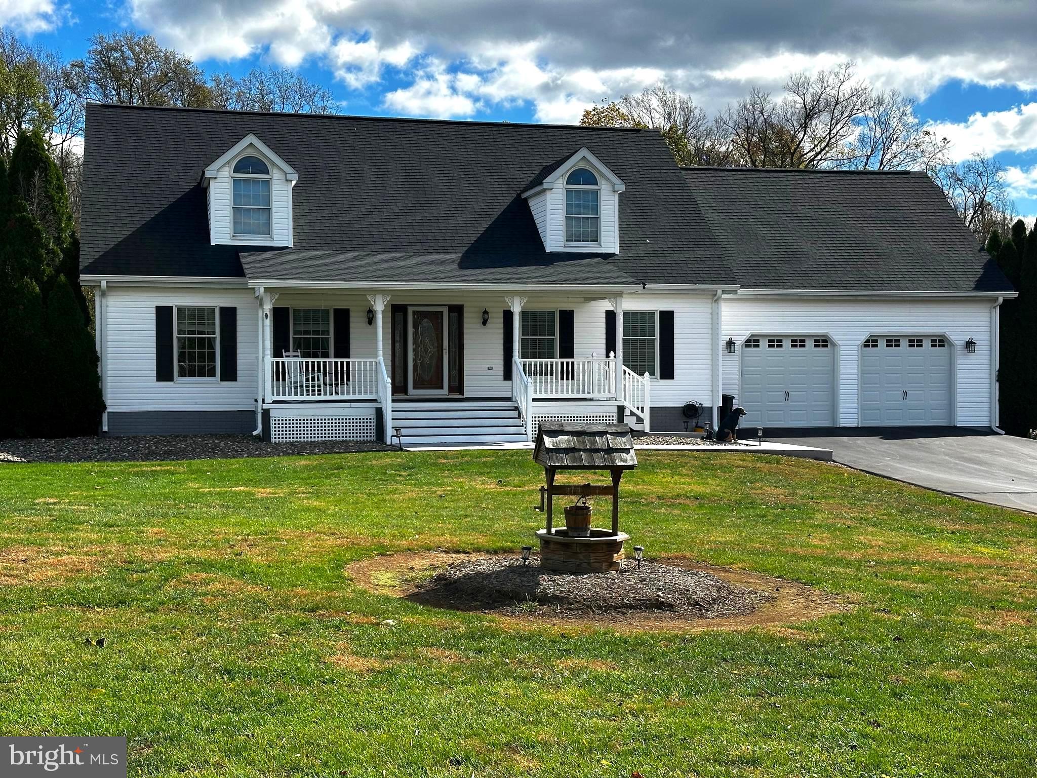 25 Mish Road Bunker Hill, WV 25413 - Photo 4 of 87 CAPE COD CONSTRUCTION w/ NEW ARCHITECURAL SHINGLES
