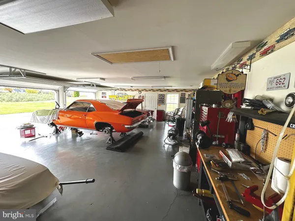 $739,900 | 25 Mish Road, Bunker Hill, WV 25413