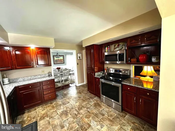 $745,000 | 25 Mish Road, Bunker Hill, WV 25413