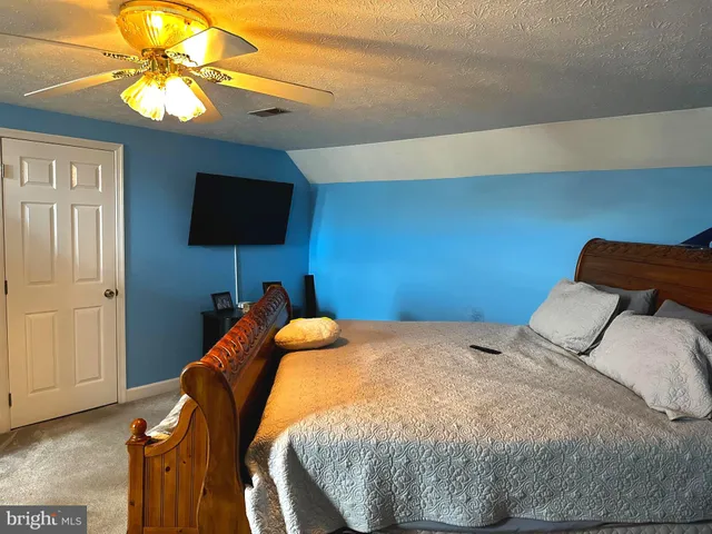 $739,000 | 25 Mish Road, Bunker Hill, WV 25413