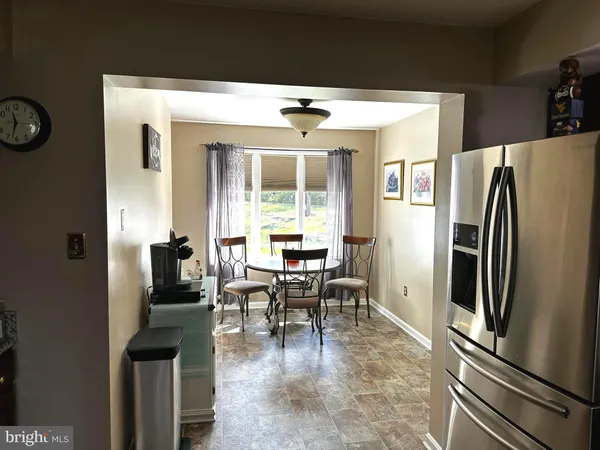 $739,900 | 25 Mish Road, Bunker Hill, WV 25413