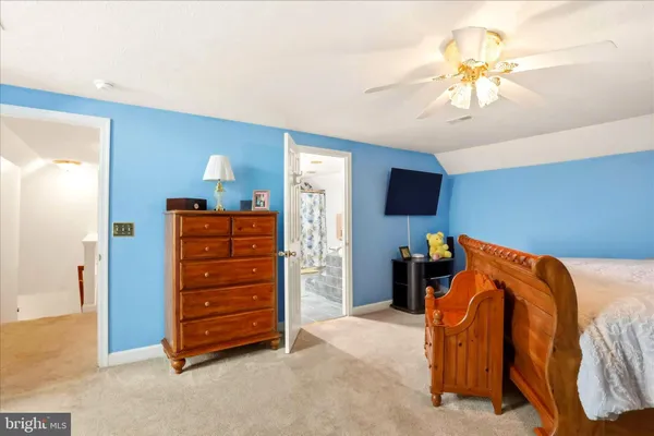 $739,900 | 25 Mish Road, Bunker Hill, WV 25413