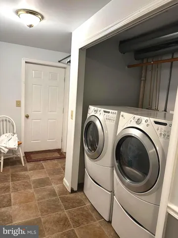 $739,000 | 25 Mish Road, Bunker Hill, WV 25413